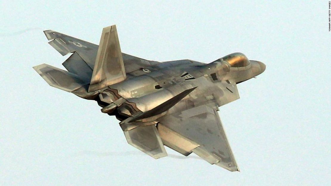Un caza F-22.