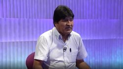 CNNE 756561 - morales sobre la ayuda de ee-uu-- "pense esto va a ser directamente a guantanamo"