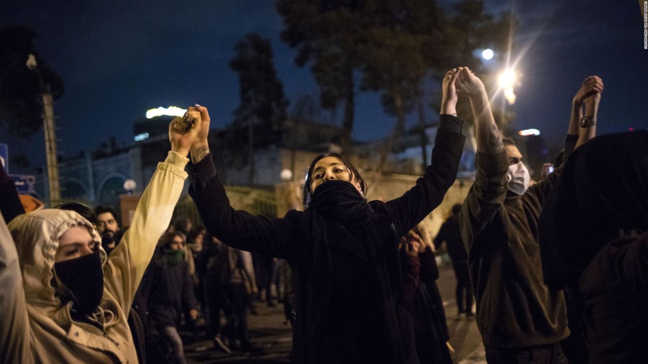 CNNE 758120 - protestas- las secuelas de derribo de avion ucraniano