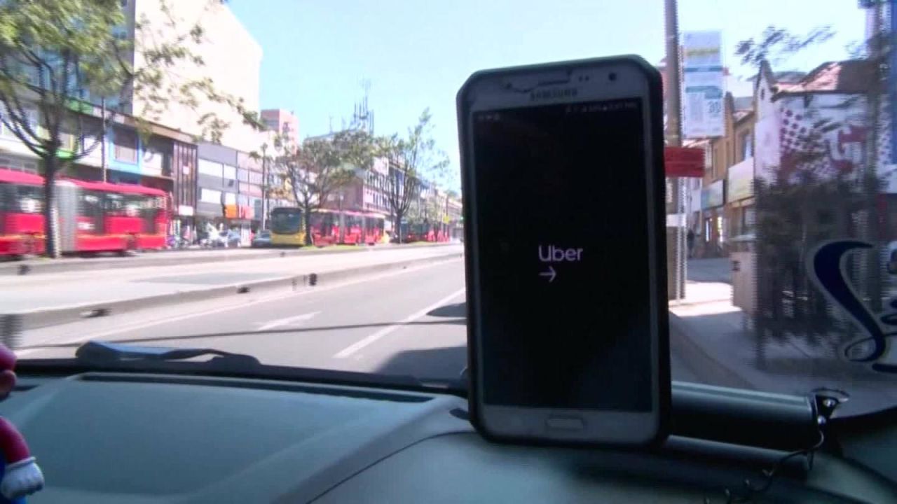 CNNE 758207 - uber se va de colombia- que hay detras