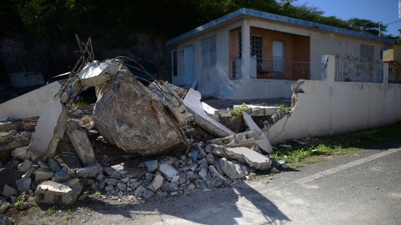 CNNE 758236 - salen huyendo de puerto rico tras sismos