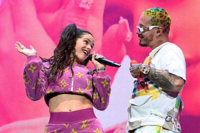 Rosalía junto al colombiano J Balvin en Coachella.