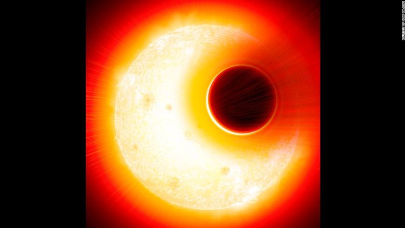 Esta es una impresión artística del exoplaneta HAT-P-11b. El planeta tiene una atmósfera de helio extendida que está siendo arrastrada por la estrella, una estrella enana naranja más pequeña pero más activa que nuestro sol. Cortesía de Denis Bajram