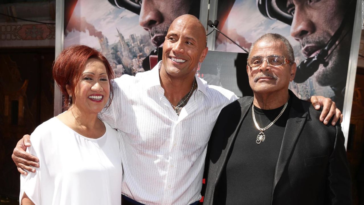 CNNE 760275 - rocky johnson, padre de "the rock", muere a los 75 anos