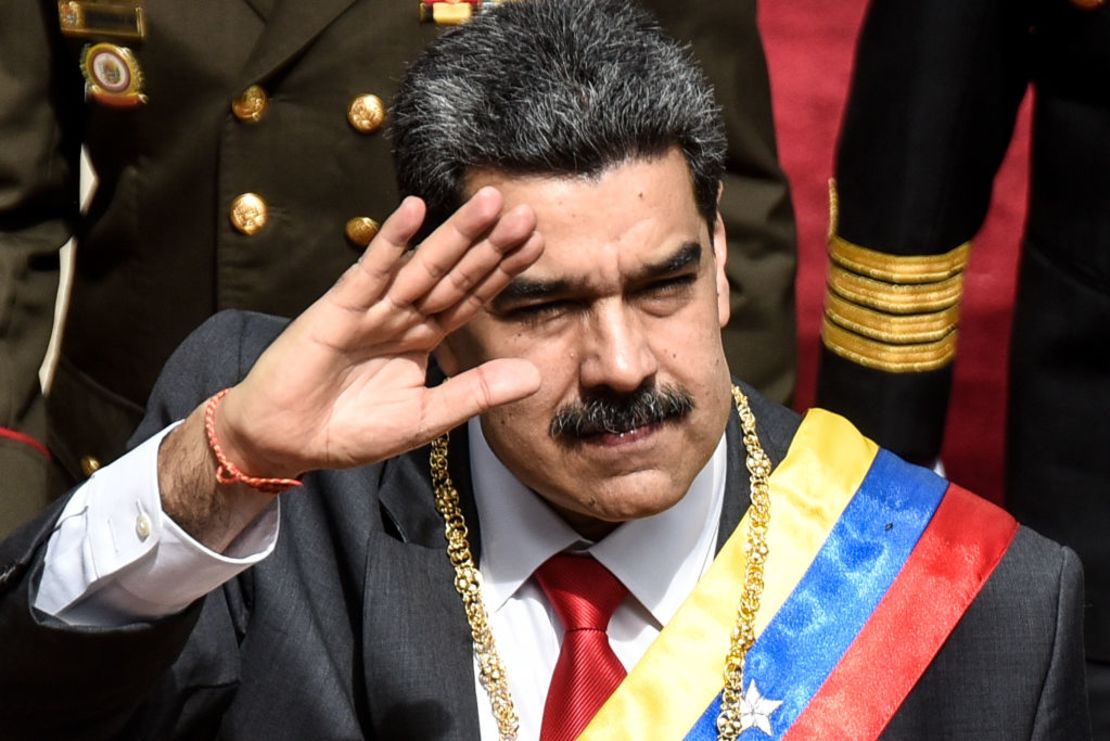 El presidente venezolano, Nicolás Maduro, llega a su discurso anual ante la nación en la Asamblea Nacional Constituyente el 14 de enero.