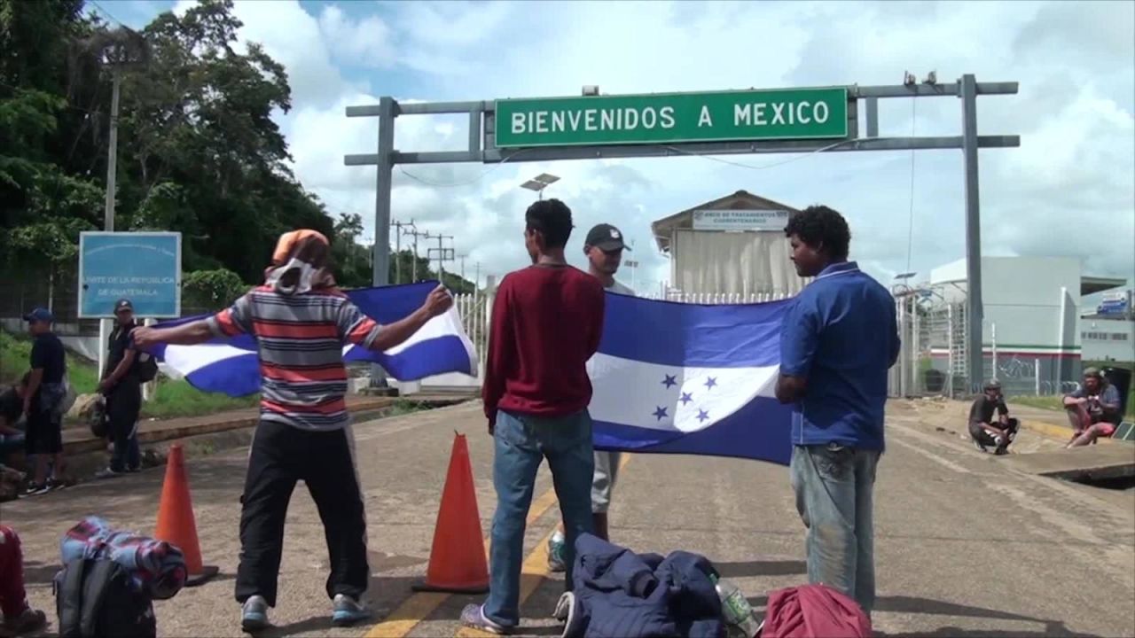 CNNE 762326 - guardia nacional repele a migrantes de nueva caravana