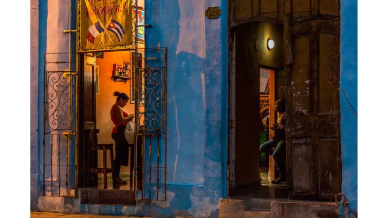 Ganador, categoría Del anochecer al amanecer: el fotógrafo aficionado Sumi Duha comparte el título con Burrard-Lucas por esta maravillosa imagen tomada en Cuba.