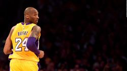 CNNE 765872 - kobe bryant, el legado que deja fuera de las canchas