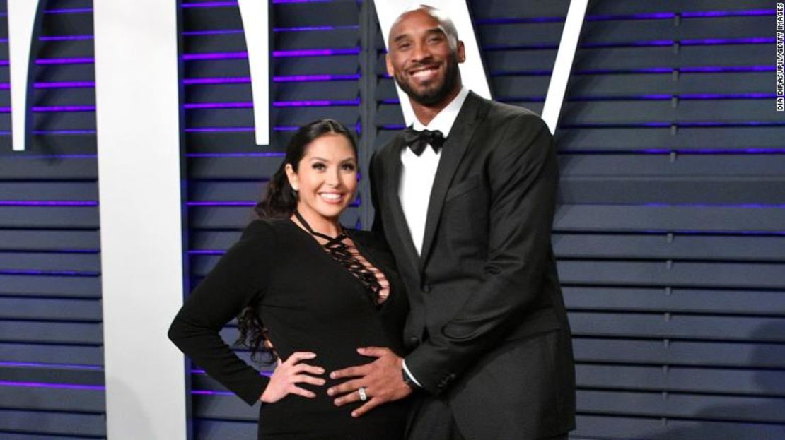 Vanessa Laine Bryant y Kobe Bryant asisten a la fiesta Vanity Fair Oscar de 2019 en el Wallis Annenberg Center for the Performing Arts en Beverly Hills, California.