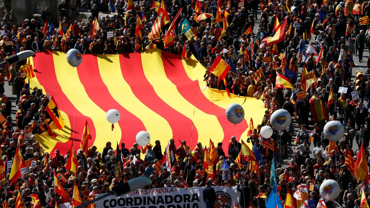 CNNE 767364 - spain-catalonia-demo-unity