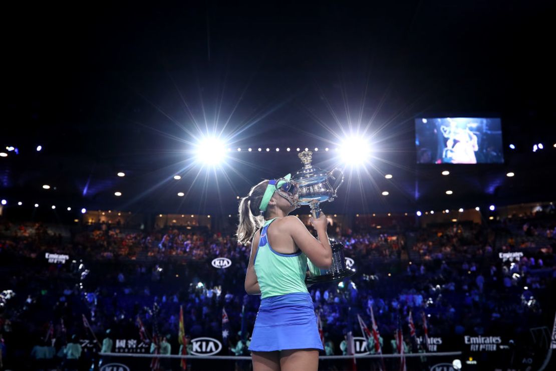 Kenin se convirtió en la campeona femenina más joven en el Abierto de Australia desde Maria Sharapova, en 2008. Crédito: Cameron Spencer/Getty Images