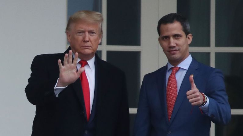 Según la Casa Blanca, la visita tuvo como objetivo "discutir cómo podemos trabajar con el presidente Guaidó para acelerar una transición democrática en Venezuela que pondrá fin a la crisis actual".