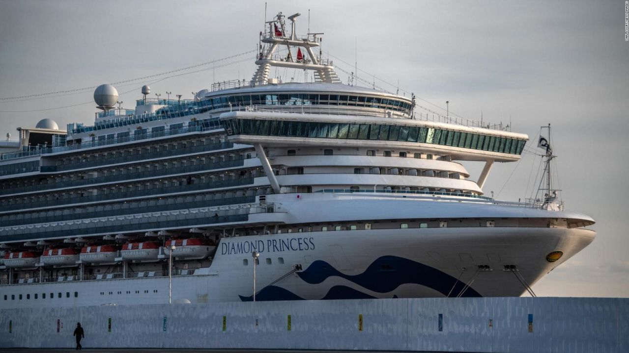 CNNE 772313 - la odisea de un chileno a bordo del crucero en japon