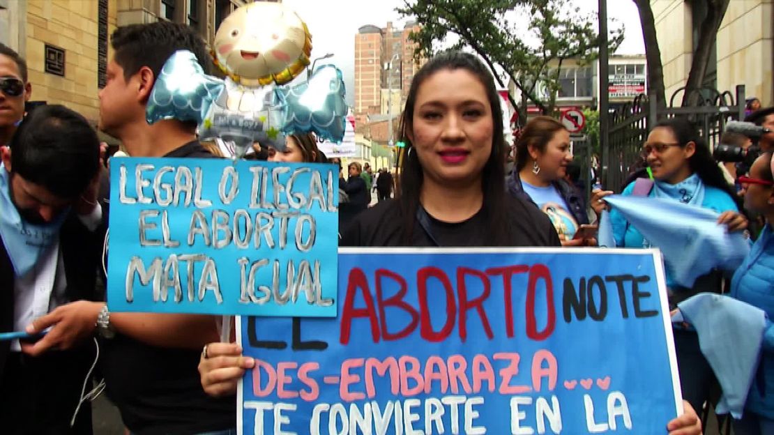 Plantón en Bogotá contra la despenalización del aborto el 19 de febrero de 2020.