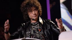 CNNE 779767 - enrique bunbury presenta a su "hombre de accion"