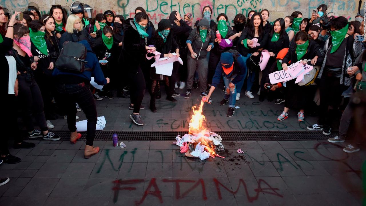 CNNE 779888 - igualdad de genero- ¿falta participacion de los medios?