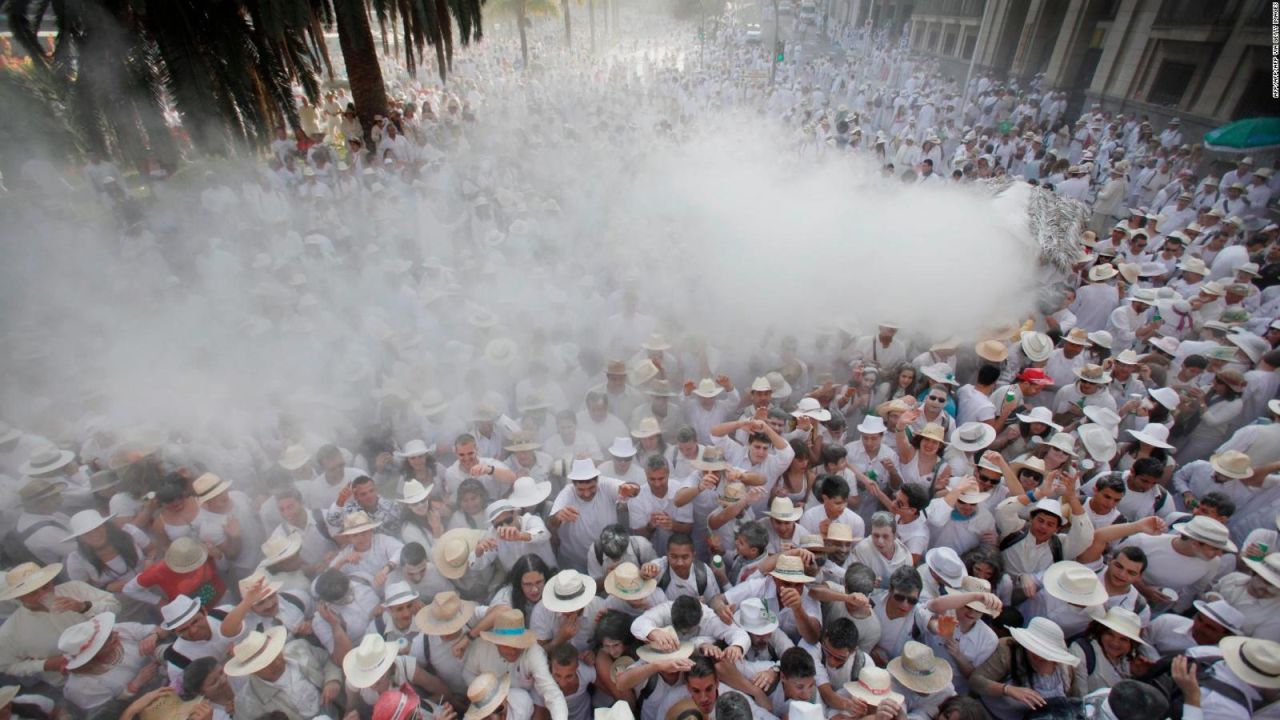 CNNE 780638 - gran canaria suspende los carnavales