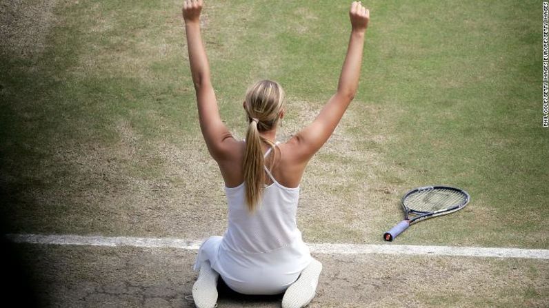 Tenía solo 17 años cuando se convirtió en la tercera campeona más joven de Wimbledon. Phil Cole / Getty Images Europe / Getty Images