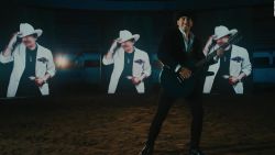 CNNE 783497 - calibre 50 estrena el tema "que sea" junto a joan manuel sebastian