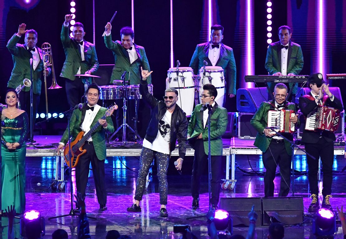 "Los Ángeles Azules", Pedro Capó y Belinda cerraron la ceremonia de los Spotify Awards con el clásico tema "Cómo te voy a olvidar"