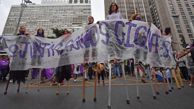 Manifestación por el Día Internacional de la Mujer en Sao Paulo, Brasil.