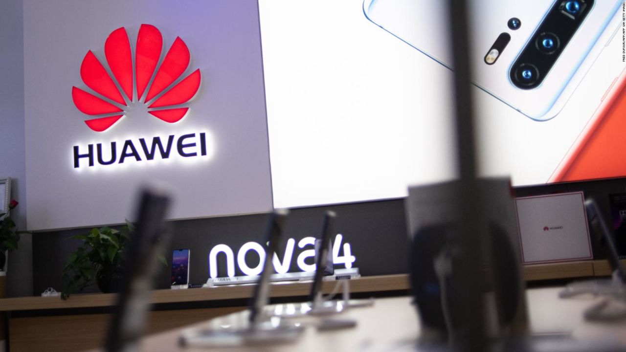 CNNE 789369 - huawei presentara sus nuevos telefonos virtualmente