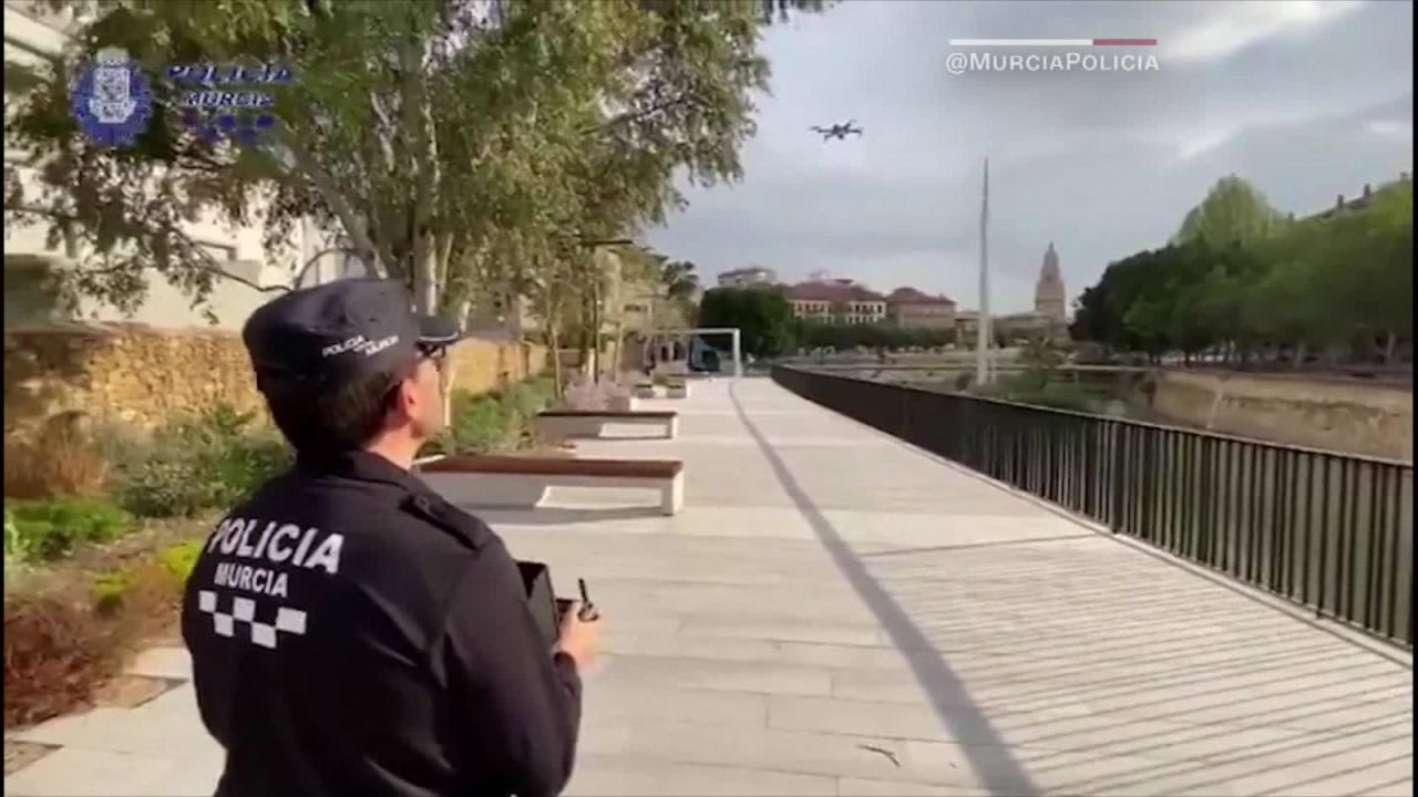 CNNE 793639 - ¿como los drones ayudan en la lucha contra el coronavirus?