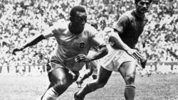 CNNE 796148 - pele y el racismo en el futbol- "nos llamaban chimpances"