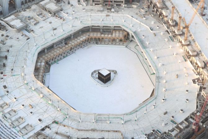 La Meca, Arabia Saudita — La Gran Mezquita en la ciudad de La Meca es lugar más sagrado del Islam. Así se veía el 6 de marzo de 2020 cuando la asistencia al viernes de oración quedó cancelado por las medidas para detener la propagación del coronavirus.