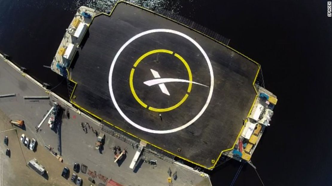 CNNE 7fa46073 - 150413012027-spacex-autonomous-spaceport-drone-ship-story-top