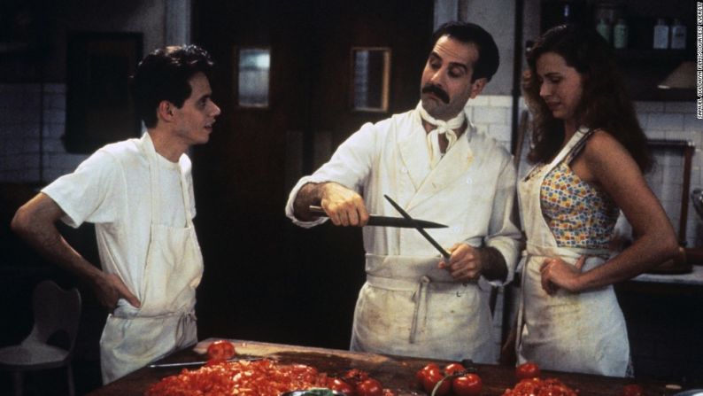 "Big Night" (1996) — ¡Abbondanza! Esta película protagonizada por Marc Anthony, Tony Shalhoub y Minnie Driver está cargada de carbohidratos e involucra a un restaurante italiano en quiebra que solo tiene una sola noche para cambiar el rumbo.