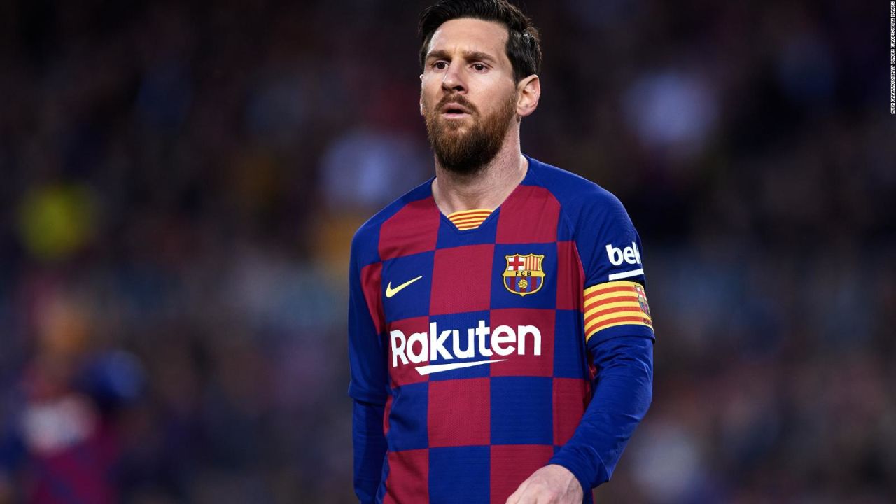 CNNE 804932 - opinion- ¿cambiaria messi al barcelona por italia o argentina?