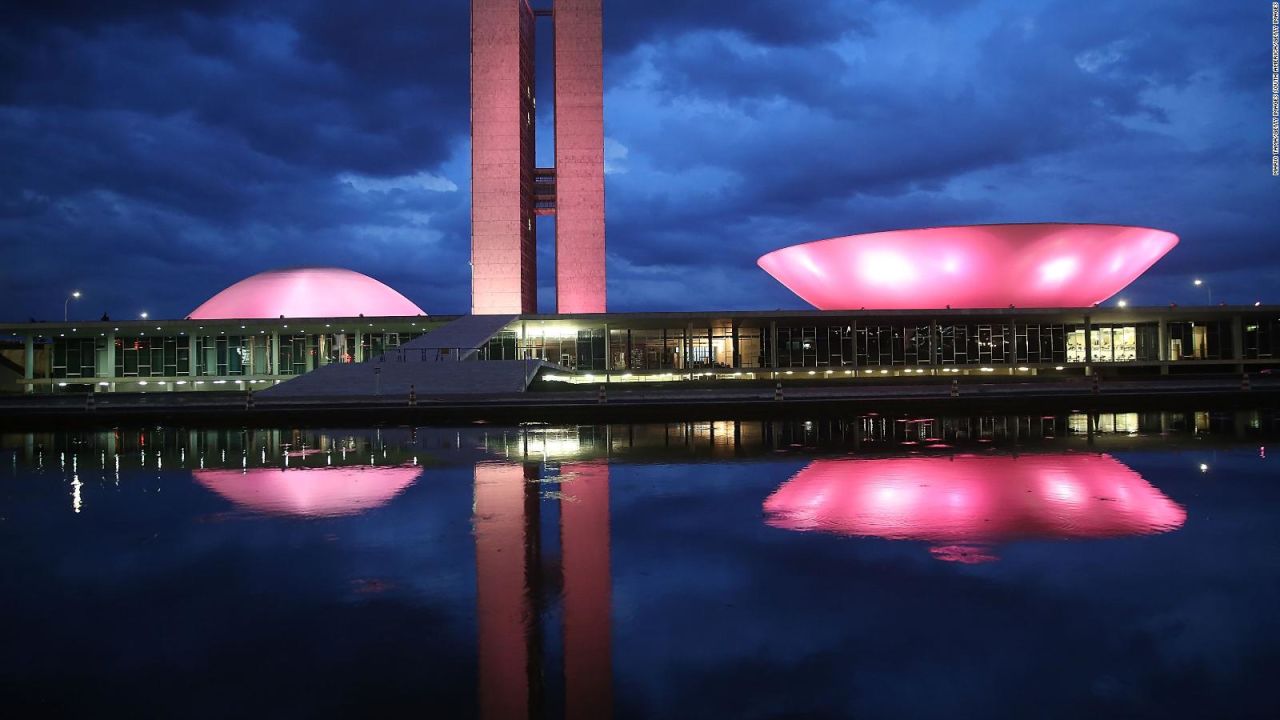 CNNE 813921 - retro- la capital de brasil cumple 60 anos