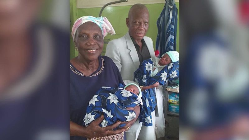 Mujer de 68 años da a luz a gemelos en nigeria | cnn