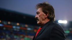 CNNE 815847 - ricardo la volpe se retira como director tecnico de futbol