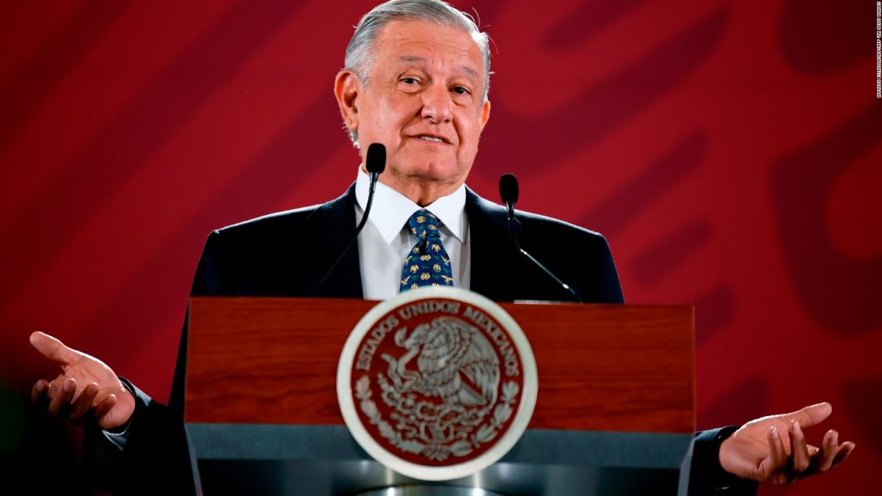 CNNE 816043 - amlo- "no es el momento" de reactivar fabricas