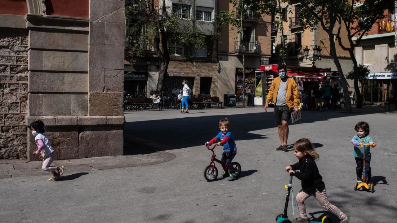 CNNE 817743 - espanoles pueden salir a la calle, por un rato