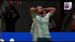 CNNE 817873 - el kun aguero y su divertida reaccion jugando al fifa 20