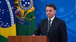 CNNE 819276 - bolsonaro dice que "no hace milagros"