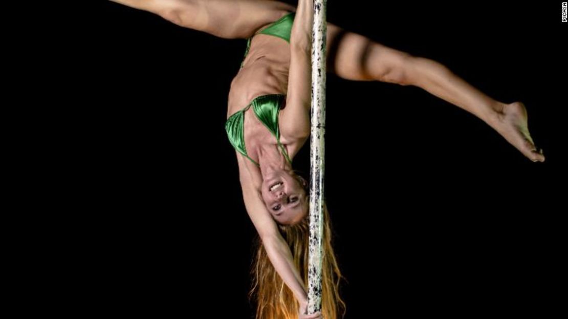 CNNE 820477 - 200424120120-verona-van-de-leur-poledancing-exlarge-169 (1)