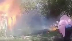 CNNE 820548 - policia rescata a perro en un incendio