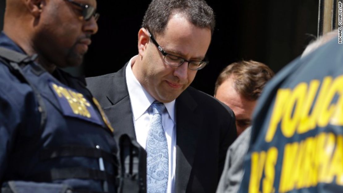 CNNE 8216385b - 150819131947-01-jared-fogle-0819-story-top