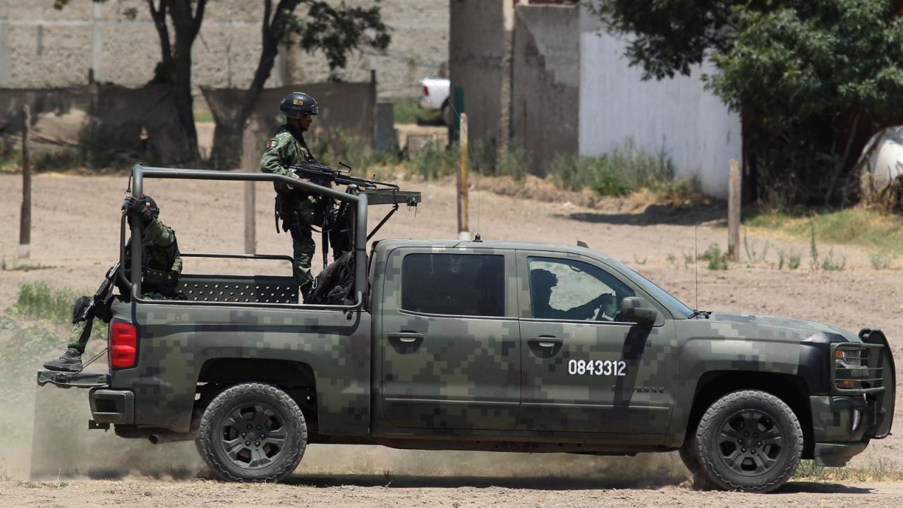 CNNE 827046 - militares de mexico tendran tareas de seguridad publica
