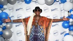 CNNE 828740 - dennis rodman y sus experiencias mas extrovertidas