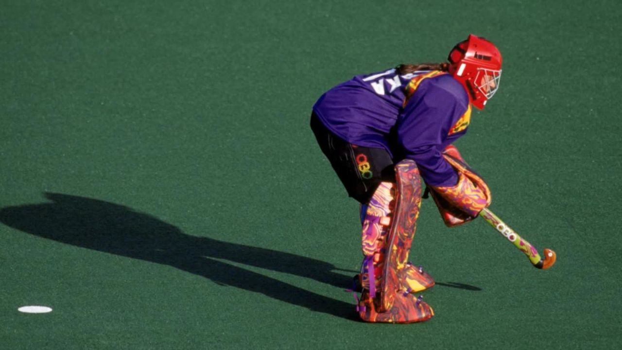 CNNE 830727 - mariela antoniska, arquera de hockey que hoy cuida vidas