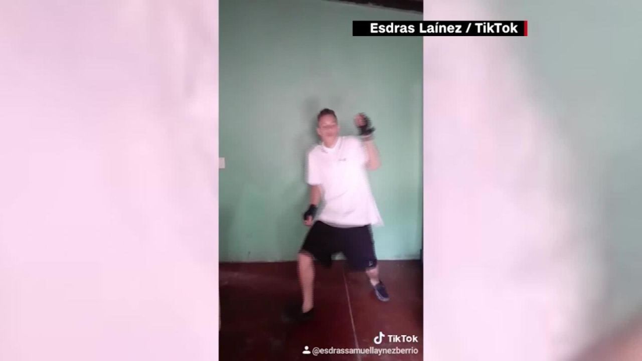 CNNE 830778 - habla el soldado despedido por bailar en honduras