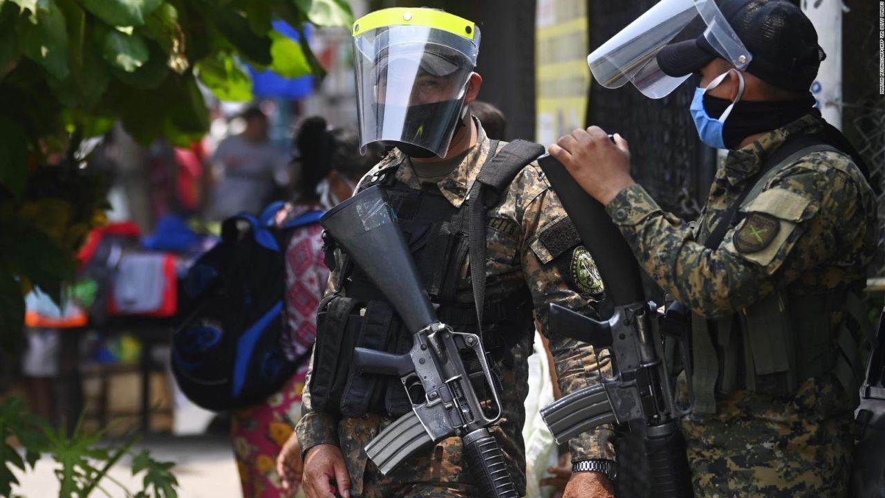 CNNE 830988 - bukele extiende la ley nacional de emergencia