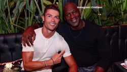 CNNE 831712 - las relaciones de michael jordan con la elite del futbol