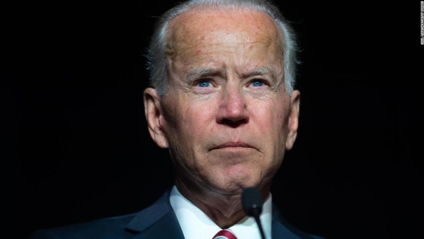 El exvicepresidente Joe Biden durante la primera Cena Demócrata Estatal en Dover, Delaware, el 16 de marzo de 2019.
