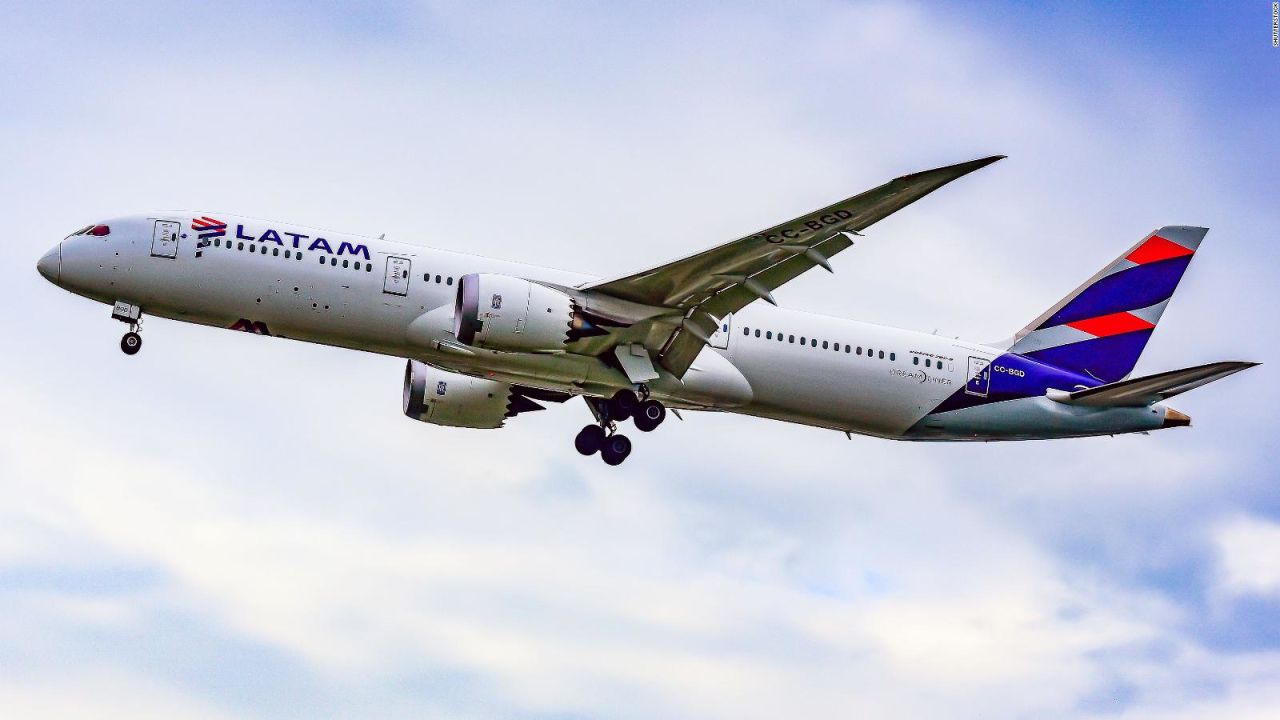 Un avión de Latam Airlines en una imagen de archivo.